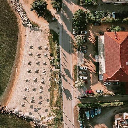 Calma Beach Hotel 斯塔夫罗斯 外观 照片
