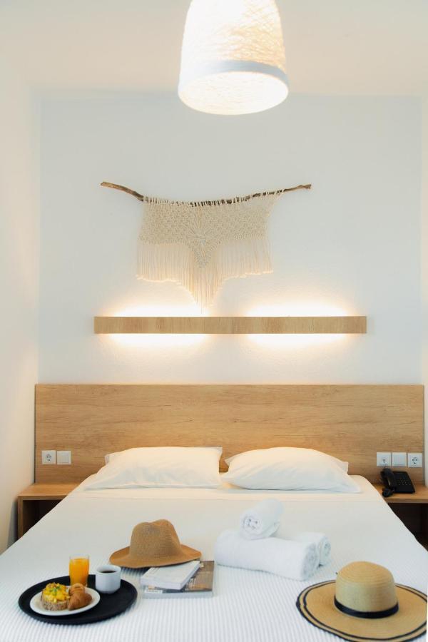 Calma Beach Hotel 斯塔夫罗斯 外观 照片