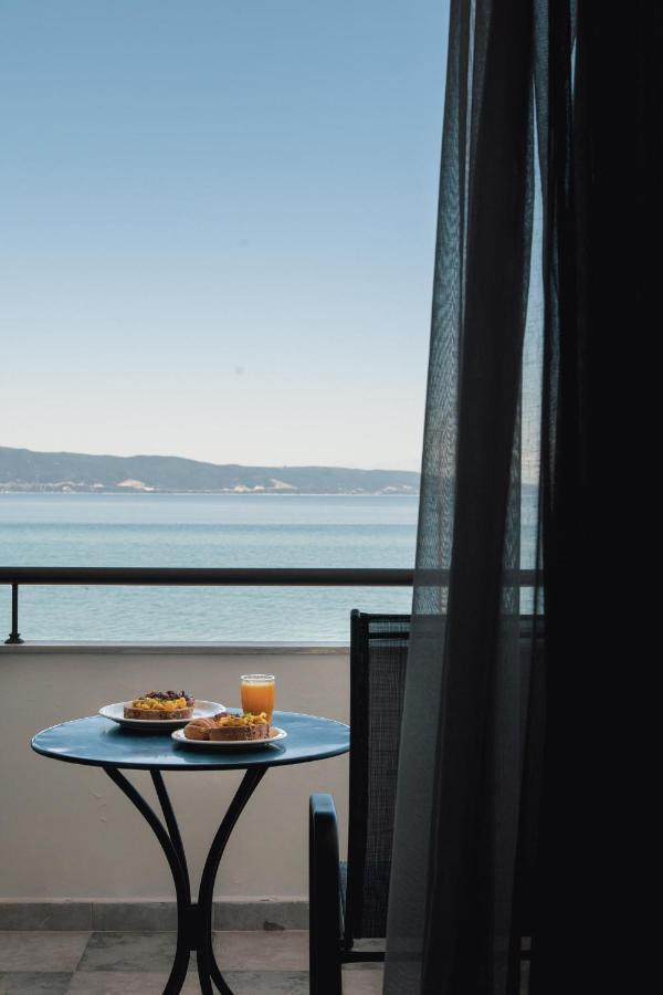 Calma Beach Hotel 斯塔夫罗斯 外观 照片