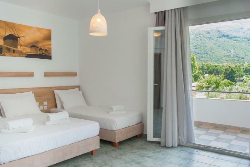 Calma Beach Hotel 斯塔夫罗斯 外观 照片