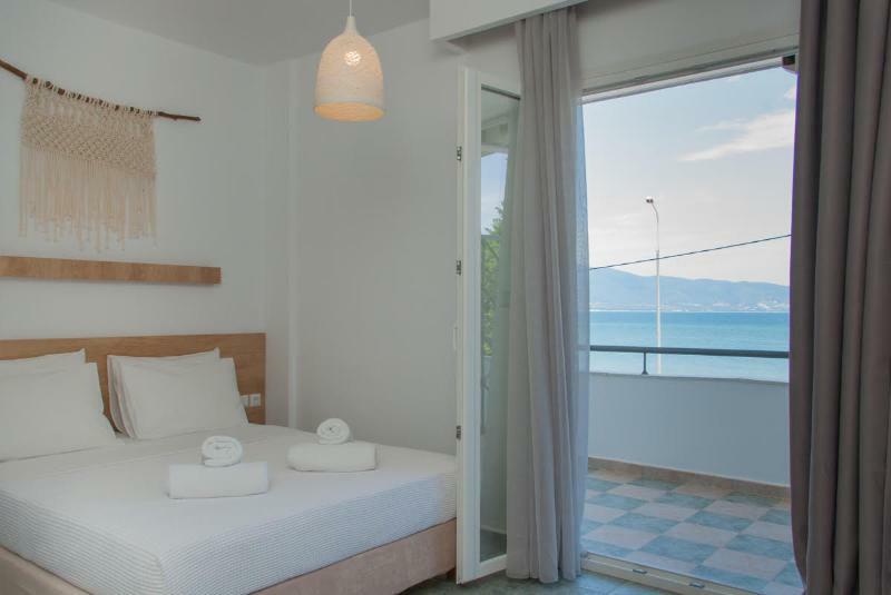 Calma Beach Hotel 斯塔夫罗斯 外观 照片